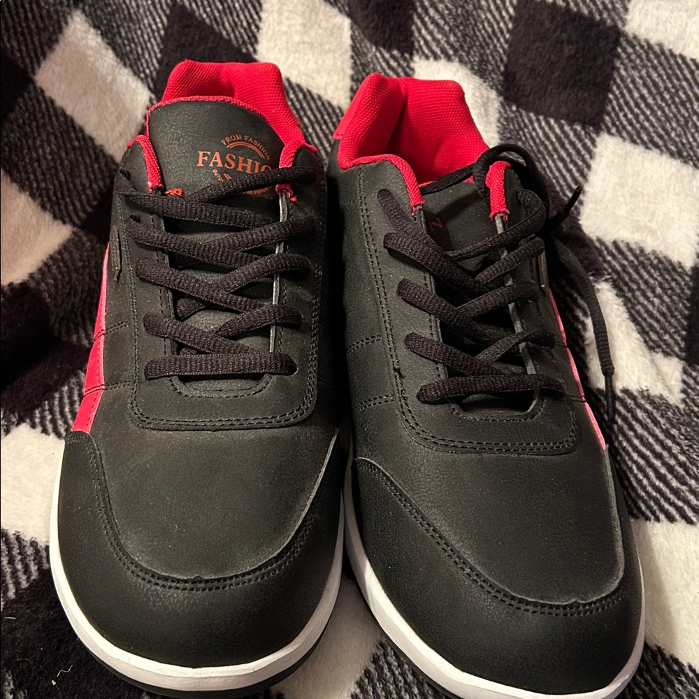 New Fashion Black and Red Sneakers NWOT Size 9 Waterproof
